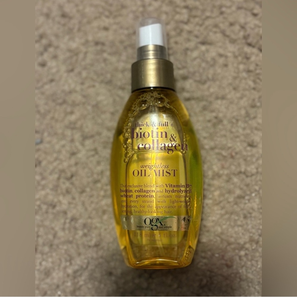 NWT OGX thick & full biotin & collagen weightless oil mist for hair